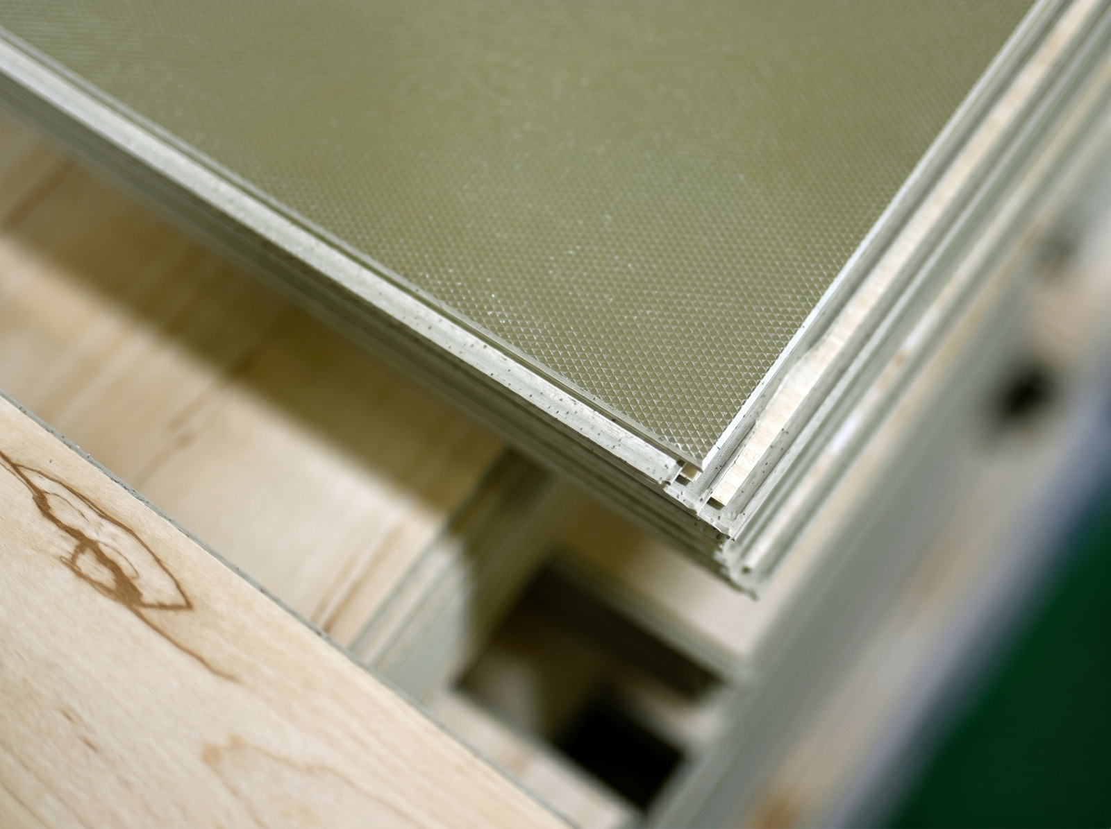 ENVIRONMENTALLY FRIENDLY SUBSTRATE