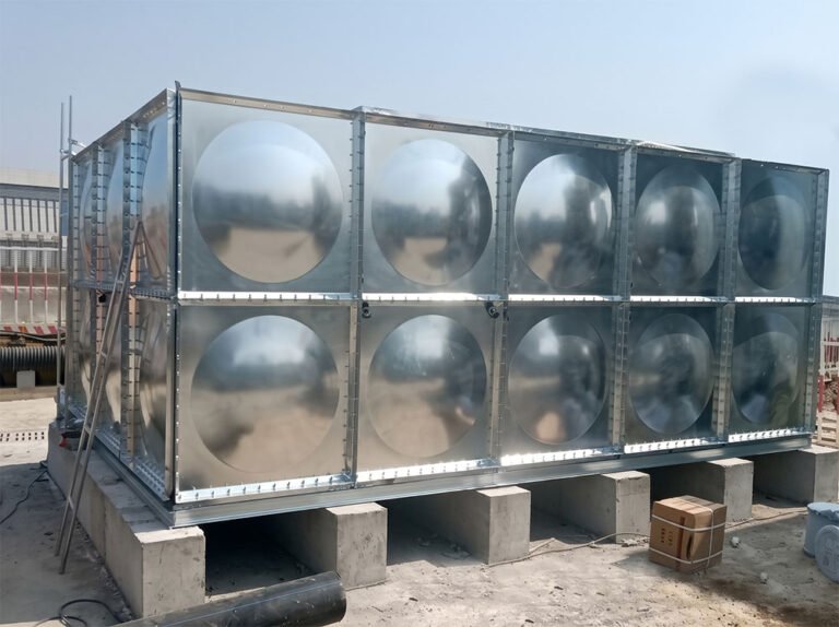 Fire emergency water tank for a decorative materials factory