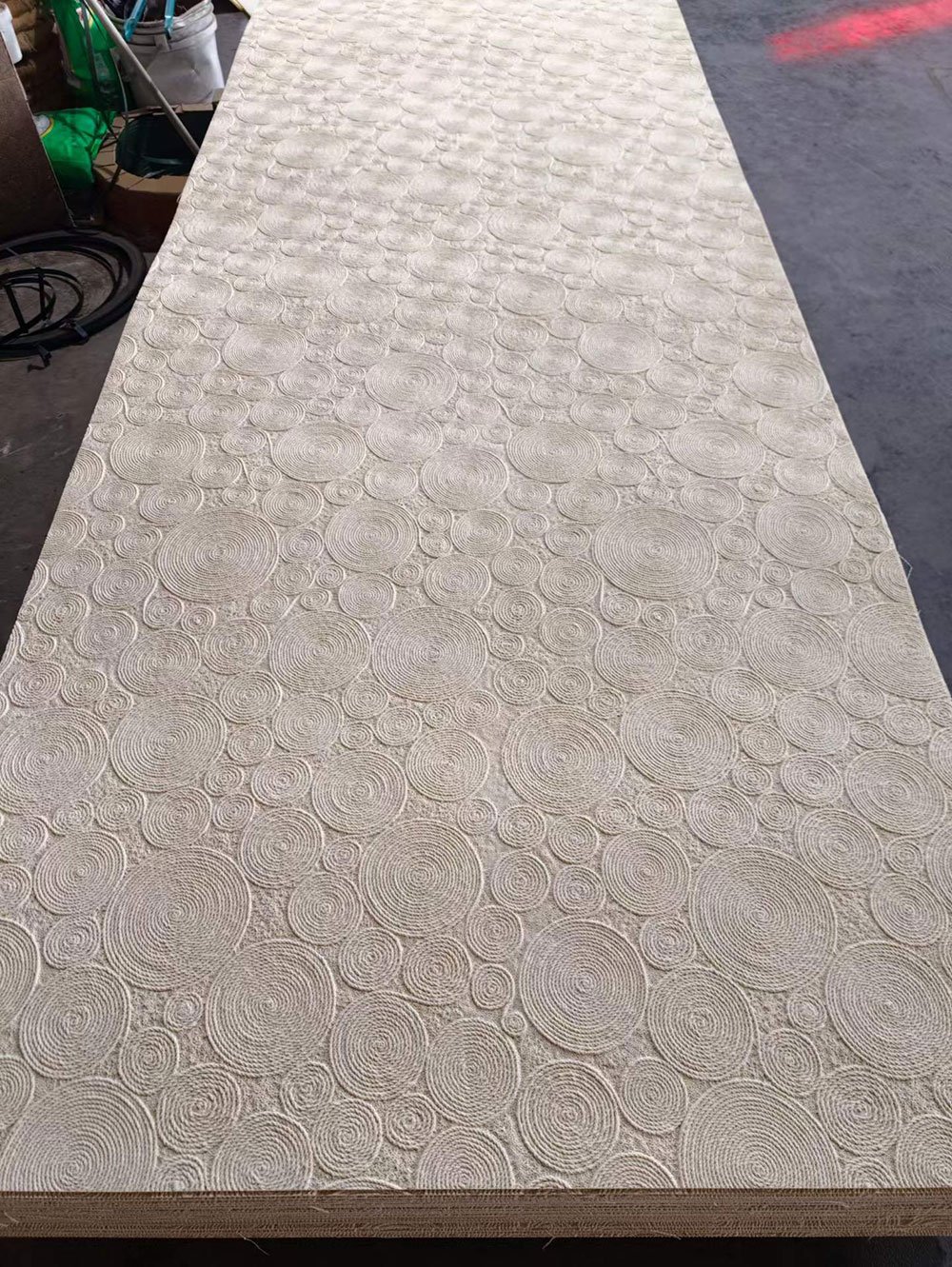 1200 × 3000 mm Rope-Loop MCM Soft Stone