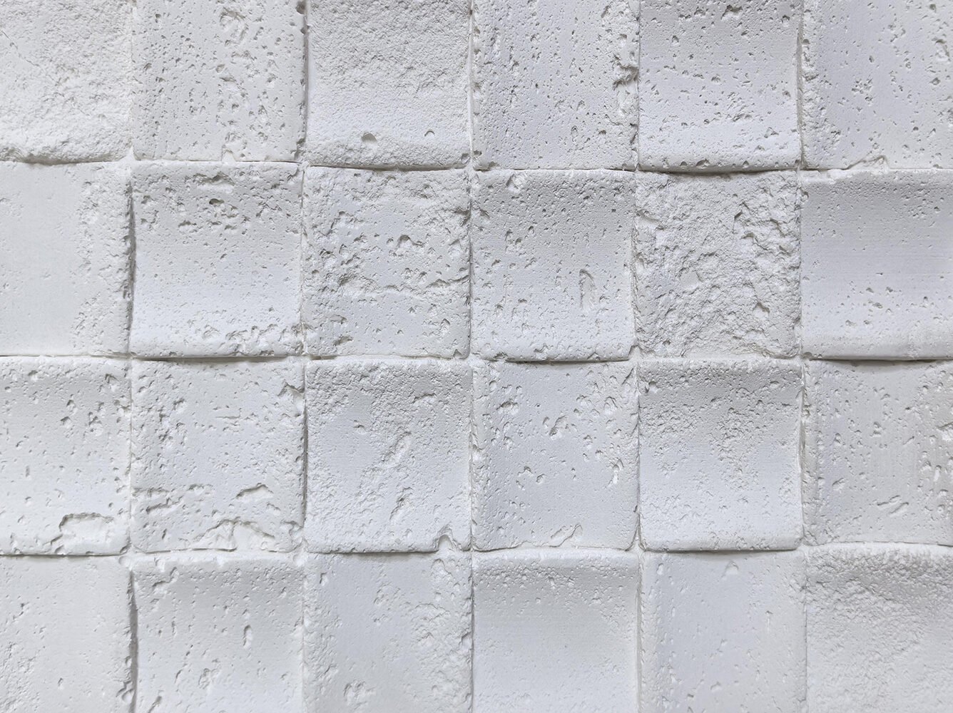 Soft stone, flexible stone – translation